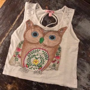 Girls sleeveless shirt size 5
